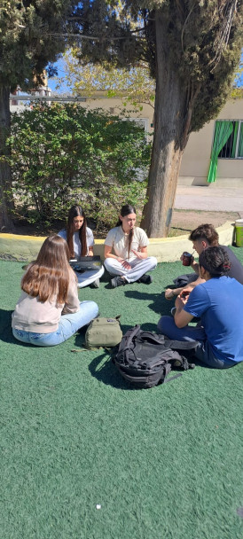imagen Estudiantes de Ingeniería promovieron la innovación en el Colegio Tomás Alva Edison