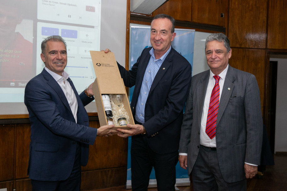 imagen La Facultad celebró el Día de la Ingeniería con una charla del vicepresidente de YPF