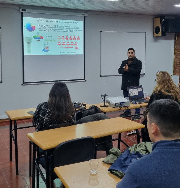 imagen Estudiantes del Doctorado en Ingeniería expusieron sobre los avances de sus tesis doctorales