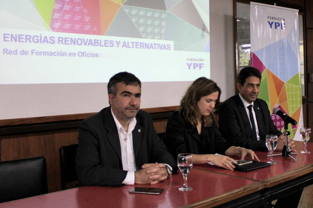 imagen Presentaron el Programa de Formación de Formadores en Energías Renovables