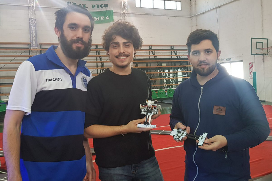 imagen Estudiantes participaron de competencia de robótica en La Pampa