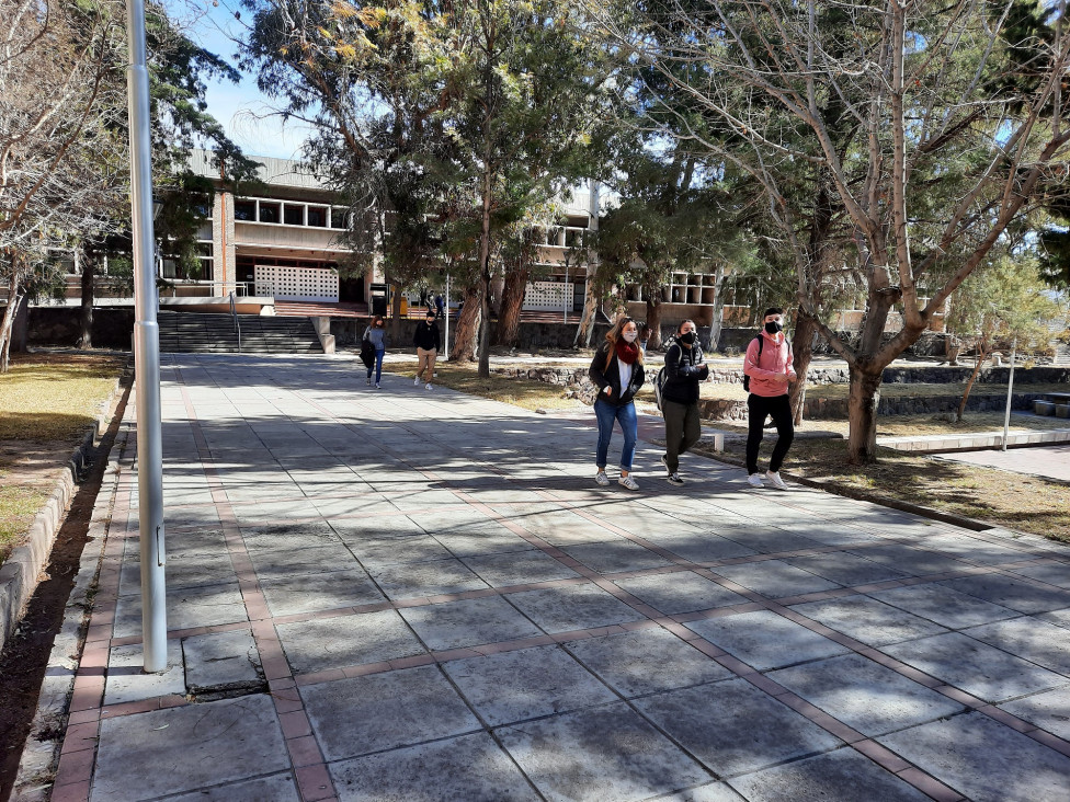 imagen Convocatoria de becas para estudiantes de Arquitectura