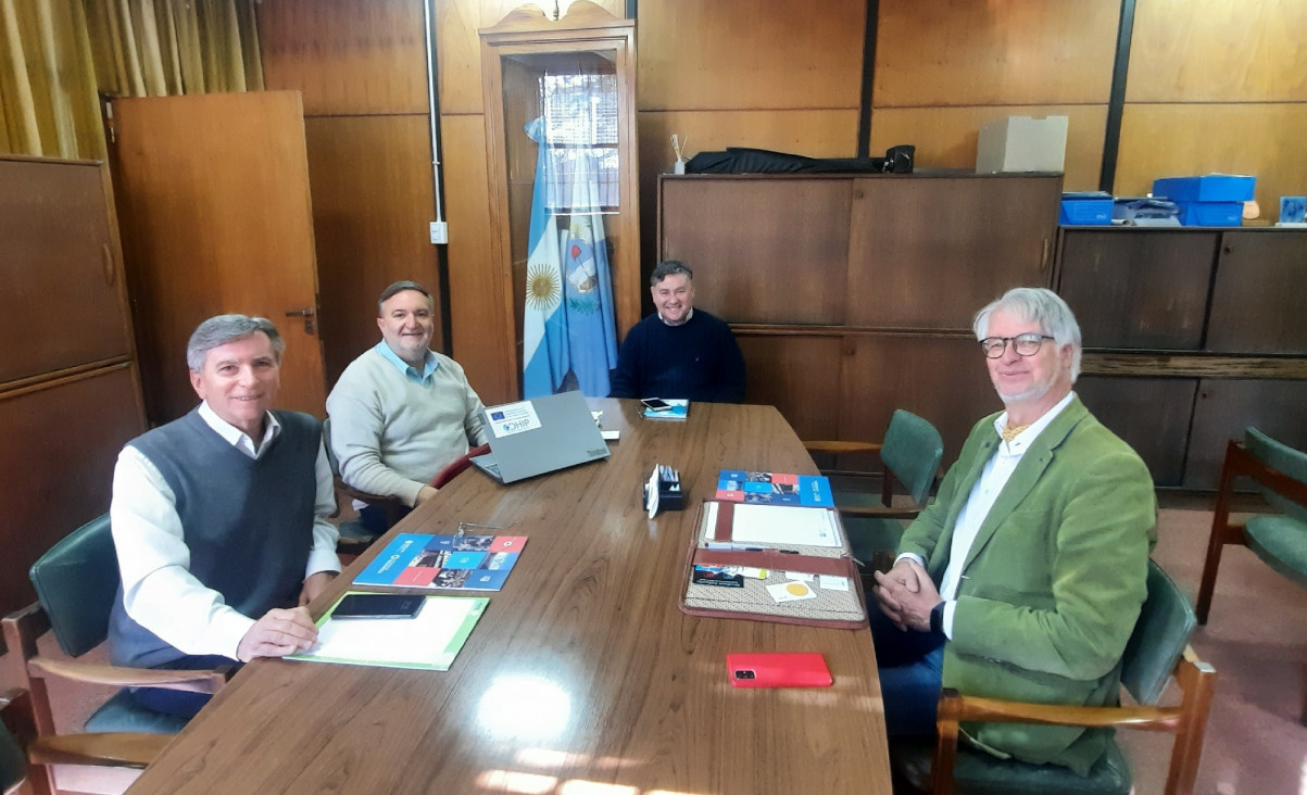 imagen Profesor de Alemania visitó la Facultad en el marco de convenio internacional