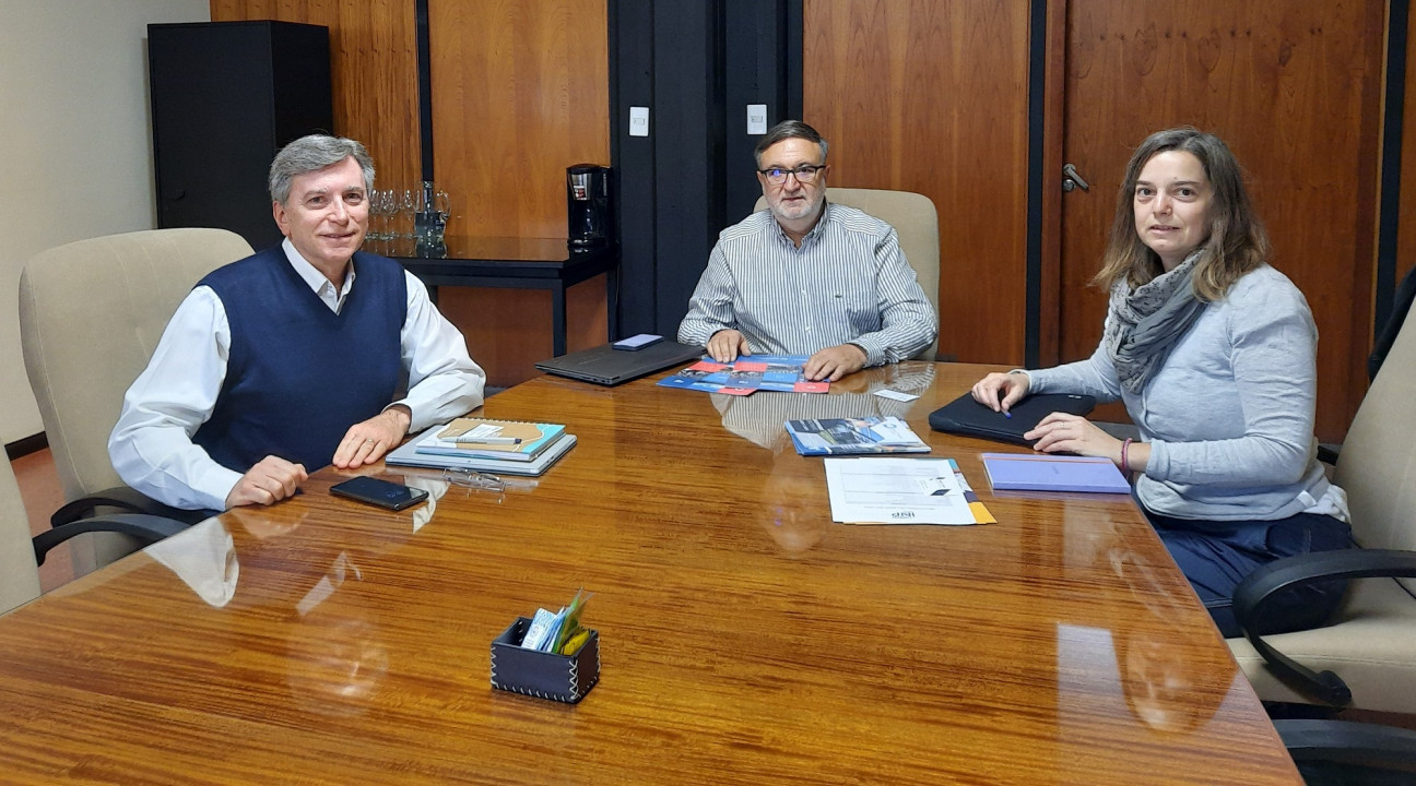 imagen Representante del Grupo Polytech de Francia visitó la Facultad