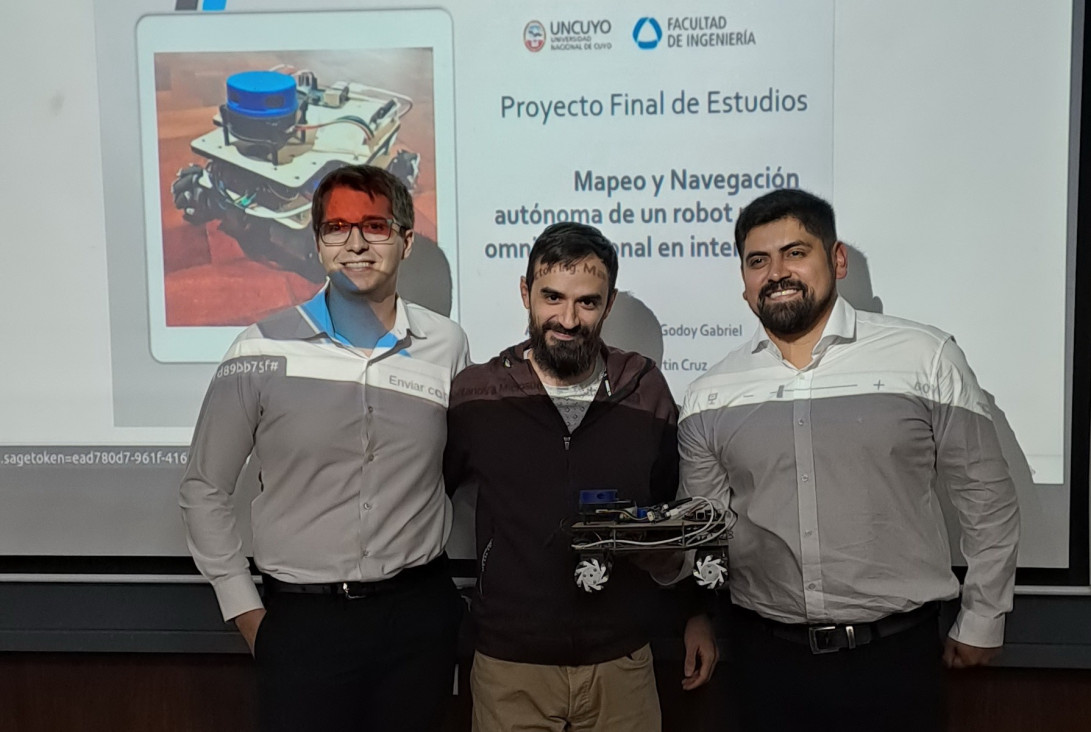 imagen Estudiantes desarrollaron robot móvil omnidireccional como proyecto final de Mecatrónica 