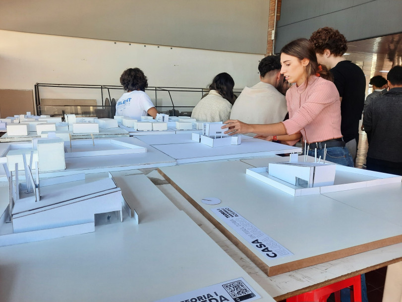 imagen Estudiantes y docentes de Arquitectura realizaron una actividad de internacionalización 