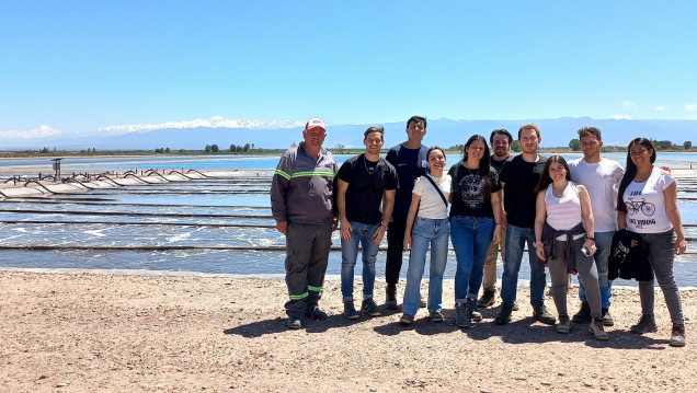 imagen Estudiantes de Ingeniería Civil visitaron plantas depuradoras de Rivadavia y El Paramillo
