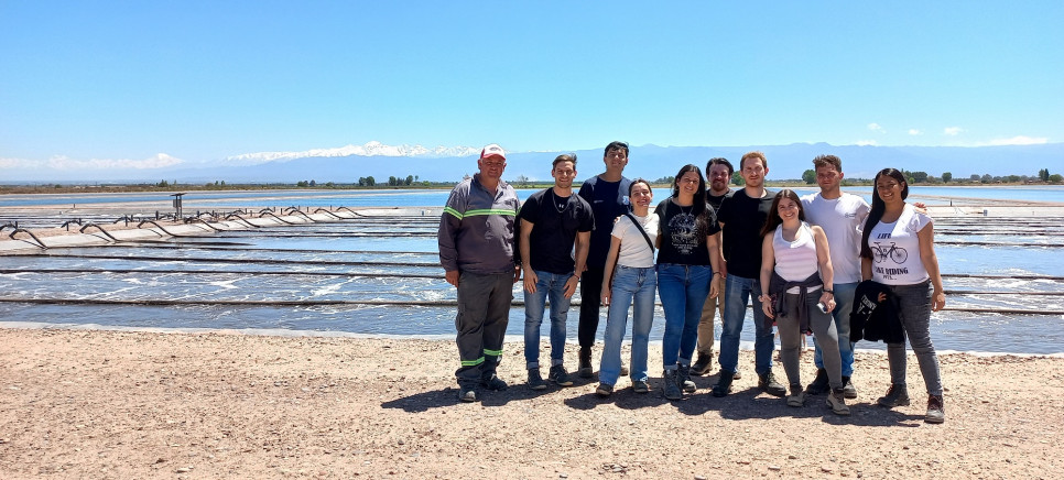 imagen Estudiantes de Ingeniería Civil visitaron plantas depuradoras de Rivadavia y El Paramillo