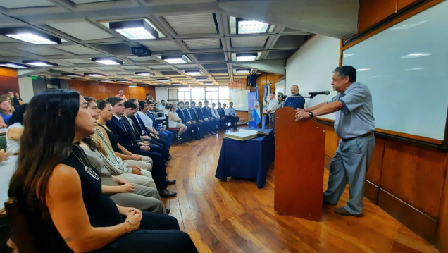 imagen Juraron 19 nuevos egresados y egresadas de la Facultad