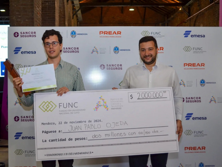 imagen Investigador recibió el premio Gustavo Kent por su proyecto innovador 