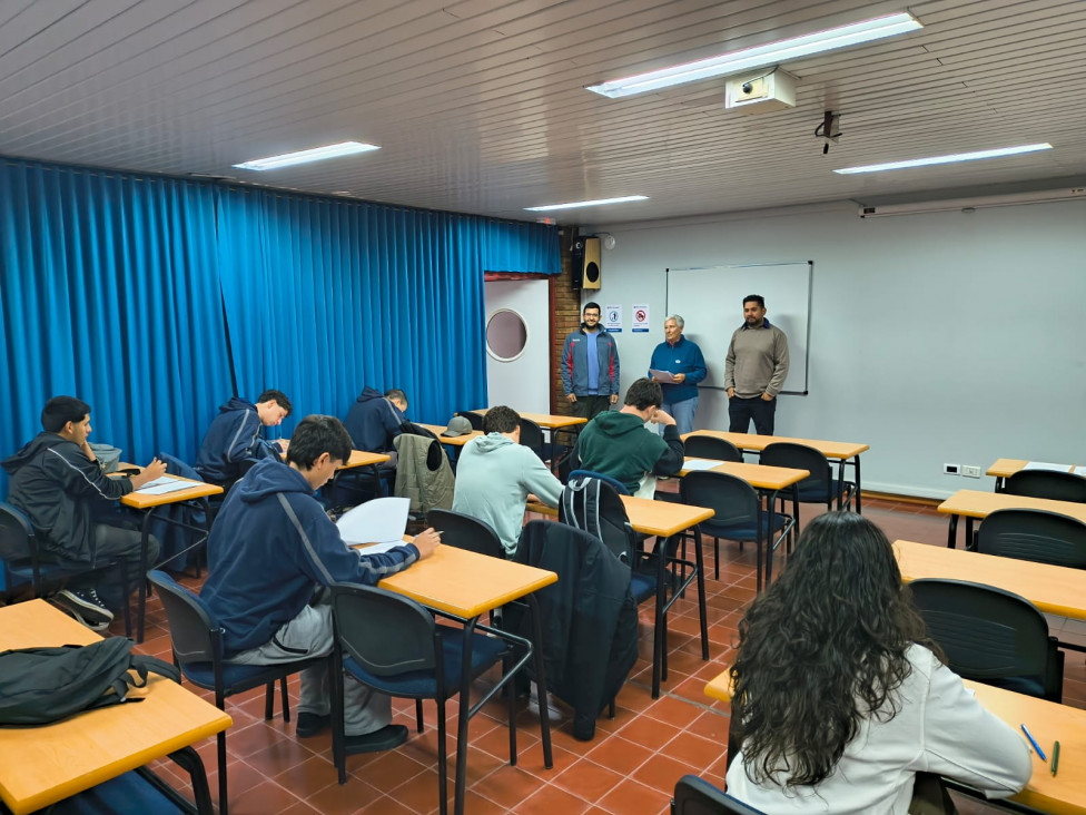 imagen La Facultad fue sede de la evaluación regional de la Olimpíada de Energía y Ambiente 2026, organizada por el IAPG