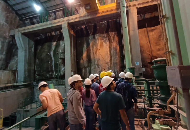 imagen Estudiantes realizaron visita a la Presa Potrerillos y la Central Hidroeléctrica Cacheuta