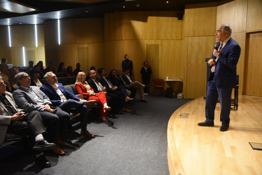 imagen La Facultad participó de importante encuentro que proyecta a Mendoza como polo regional de ciencia y futuro