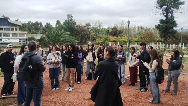 imagen Estudiantes de arquitectura realizaron salida académica al Parque General San Martín 