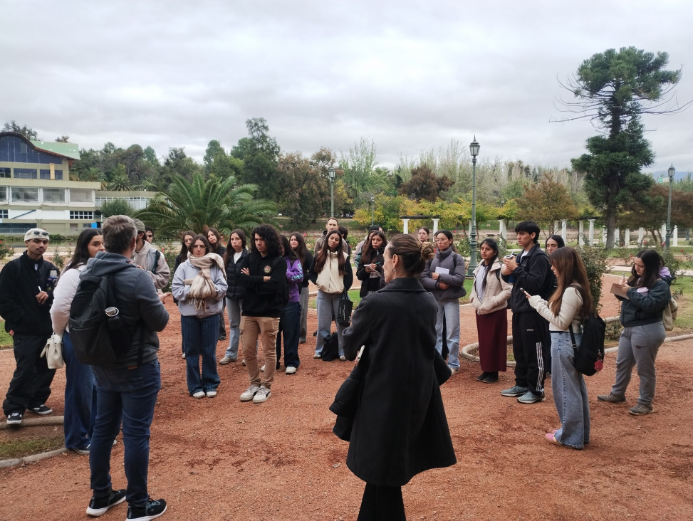 imagen Estudiantes de arquitectura realizaron salida académica al Parque General San Martín 