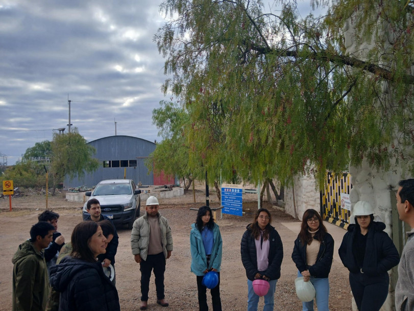 imagen Estudiantes realizaron visita técnica al Yacimiento Barrancas de Petróleos Sudamericanos