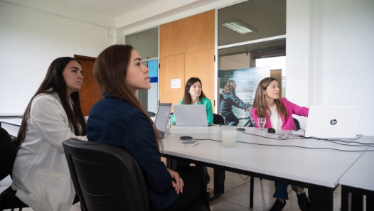 imagen Docente e investigadora de la Facultad capacitó sobre Gases de Efecto Invernadero a más de 60 organizaciones 