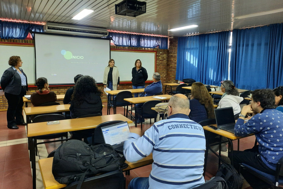 imagen Se realizó el encuentro presencial del Ateneo Didáctico "Laboratorio de Prácticas Pedagógicas de la Facultad de Ingeniería"