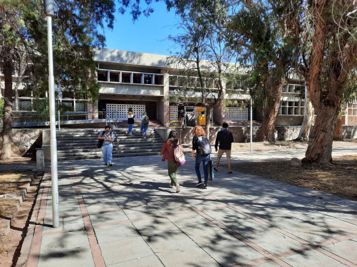 imagen Suspensión de actividades académicas por viento zonda 