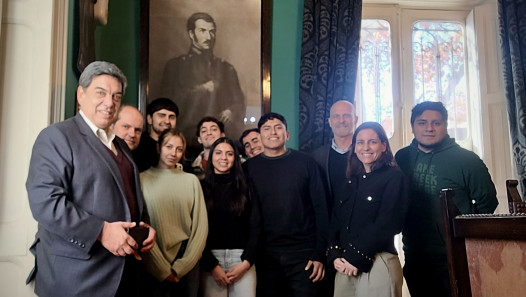 imagen Estudiantes de Ingeniería en Petróleos visitaron el Museo del Pasado Cuyano