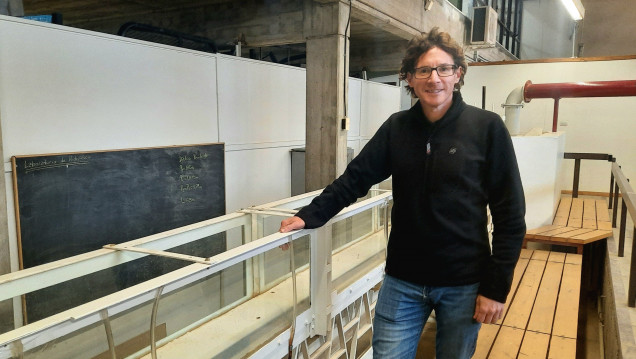 imagen Innovación en energías renovables: investigador de la Facultad desarrolla turbinas para generar electricidad en canales de riego