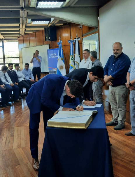 imagen Juraron 19 nuevos egresados y egresadas de la Facultad