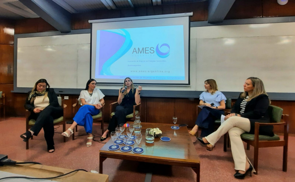 imagen La Facultad fue sede del 2° Seminario AMES Nodo Cuyo sobre energía, minería e inteligencia artificial