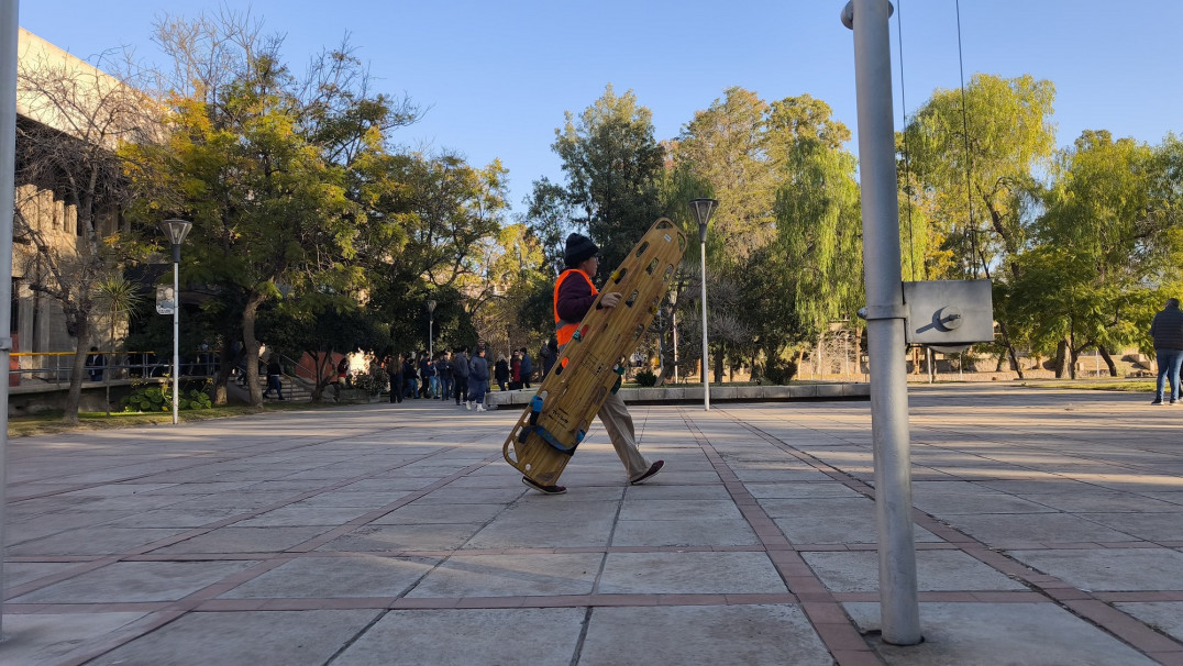 imagen Se realizó simulacro de evacuación 