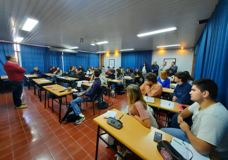 imagen Autoridades dieron la bienvenida a una nueva camada de estudiantes de intercambio