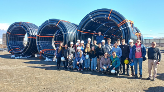 imagen Estudiantes de Civil visitaron la fábrica ARGPEX y la obra del Colector Estrada de AySAM