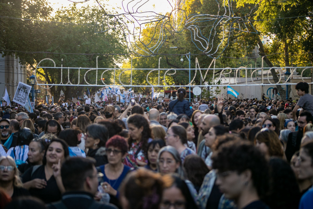 imagen La UNCUYO convoca a la marcha de este 12 de mayo