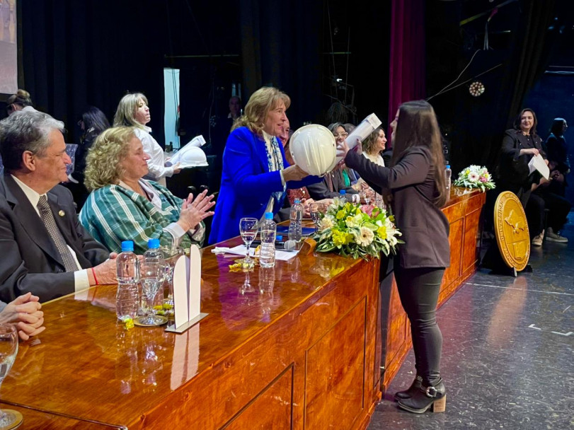 imagen Celebramos la entrega de diplomas a graduados y graduadas de la promoción 2024 