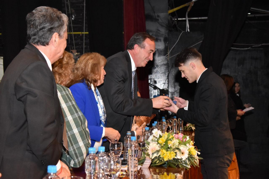 imagen Celebramos la entrega de diplomas a graduados y graduadas de la promoción 2024 