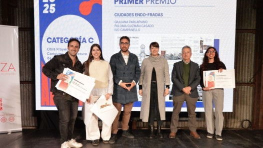 imagen Estudiantes de Arquitectura fueron galardonadas en el Premio Edificar 2025