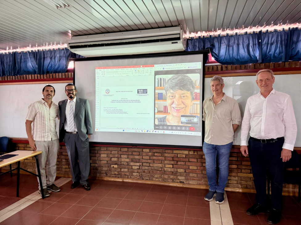 imagen La Maestría en Ingeniería Geotécnica tiene su primer egresado