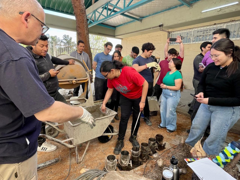 imagen Estudiantes de la UNCUYO y la UTN compartieron una práctica experimental sobre hormigón armado