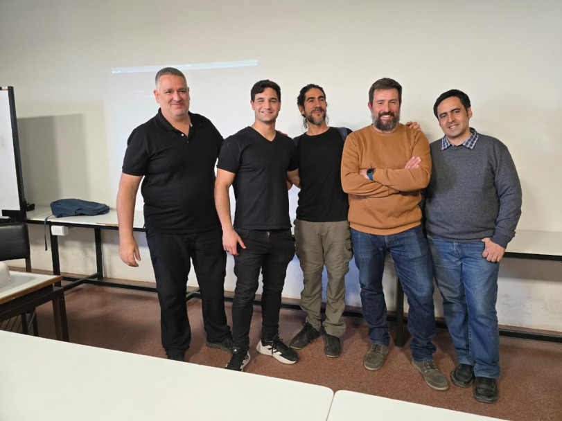 imagen Estudiante presentó proyecto de sistema operativo para entornos académicos 