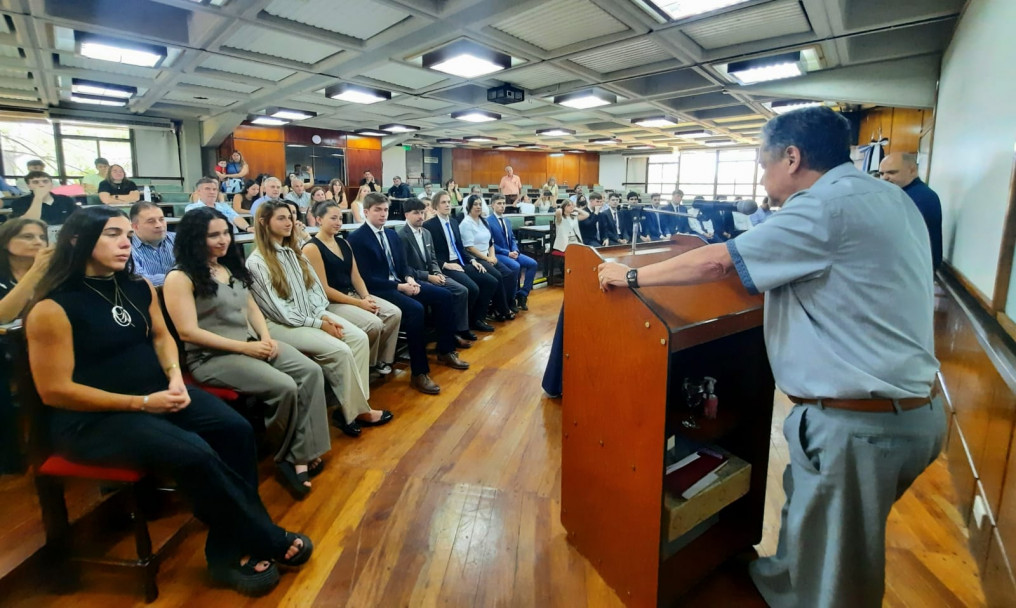 imagen Juraron 19 nuevos egresados y egresadas de la Facultad