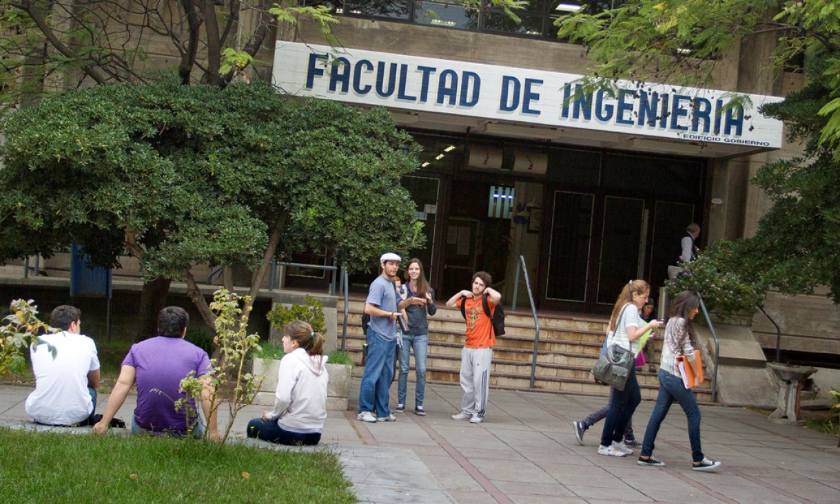 imagen Convocatoria de Becas para estudiantes de la Facultad de Ingeniería 