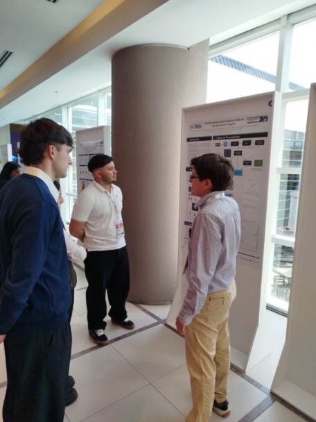 imagen Docentes y estudiantes presentaron investigaciones en CONEXPLO 2026 