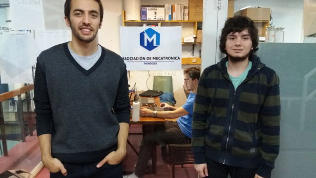 imagen Estudiantes de Mecatrónica ganan concurso UNCUYO INNOVA 2016