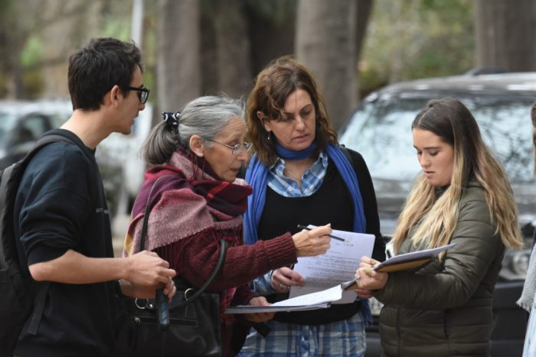 imagen Estudiantes de Arquitectura relevan edificios históricos del Parque General San Martín