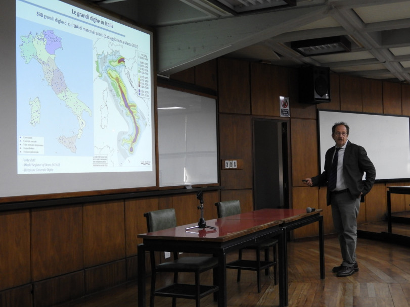 imagen Expertos italianos y argentinos compararon experiencias en seguridad sísmica de presas