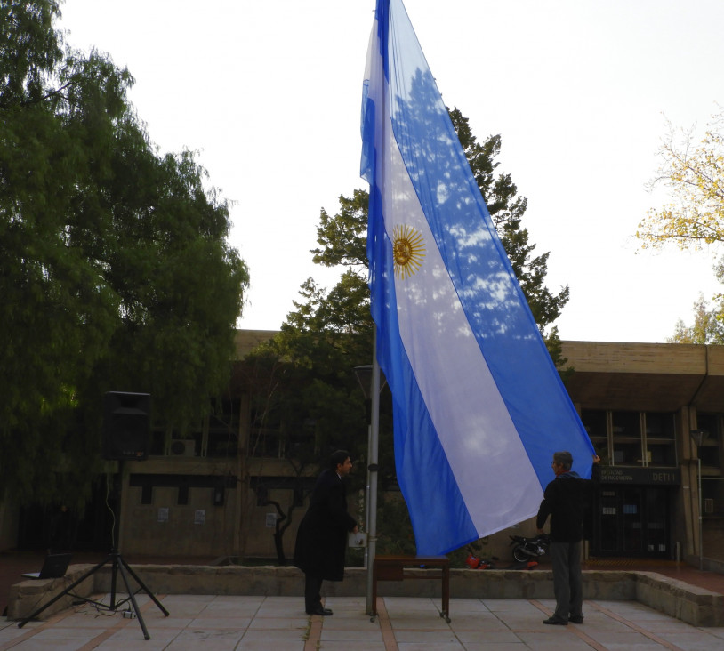 imagen Se conmemoró el 25 de Mayo de 1810 en la Facultad