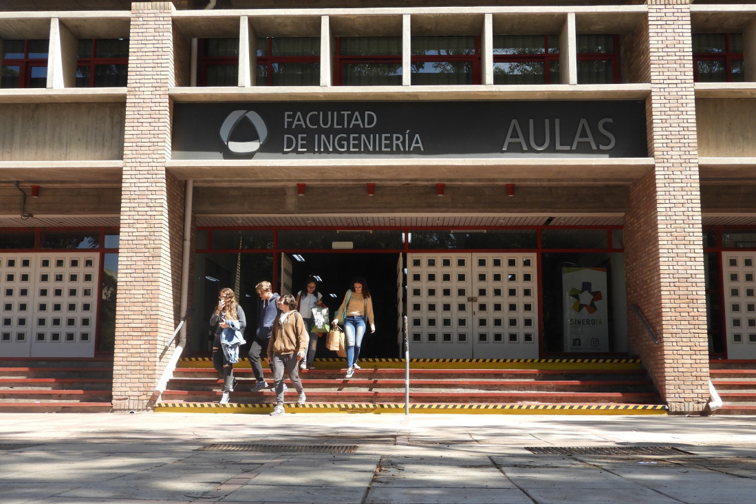 imagen Finalizaron las obras en los baños del ala Sur del edificio de Aulas