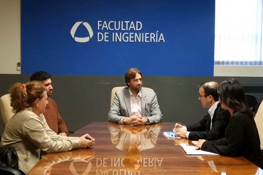 imagen El Director de Ingeniería Industrial se reunió con representantes de la Agencia de Cooperación de Japón