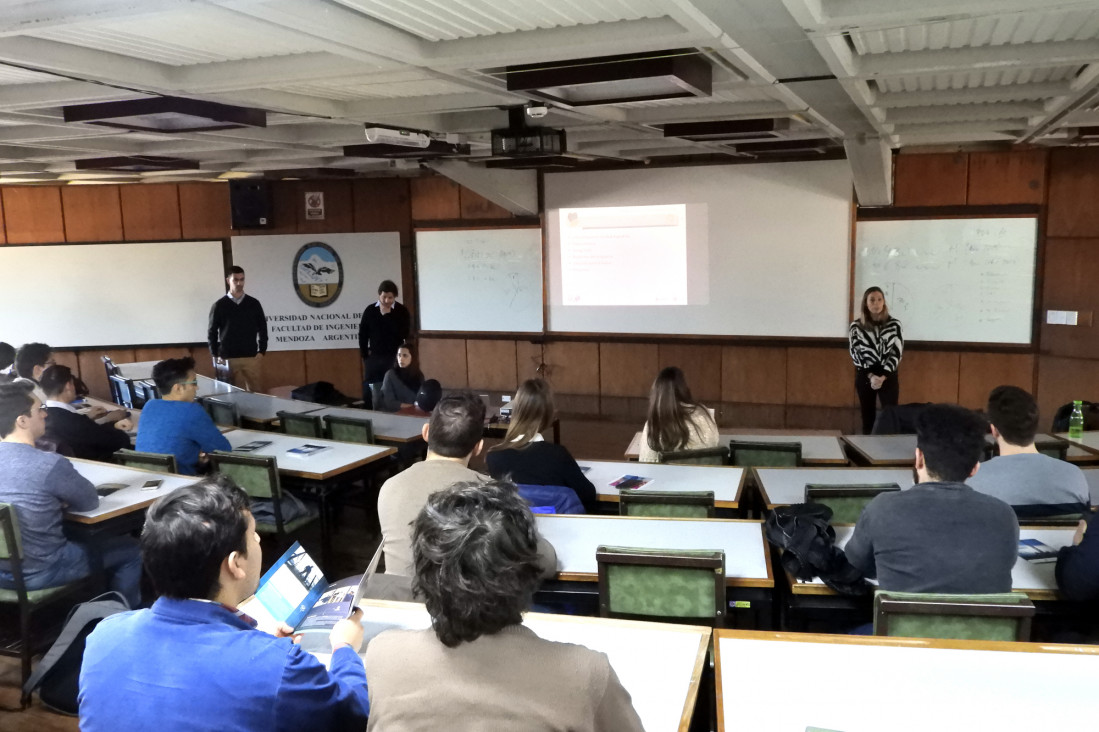 imagen Pluspetrol presentó sus programas de protección del medioambiente y de jóvenes profesionales