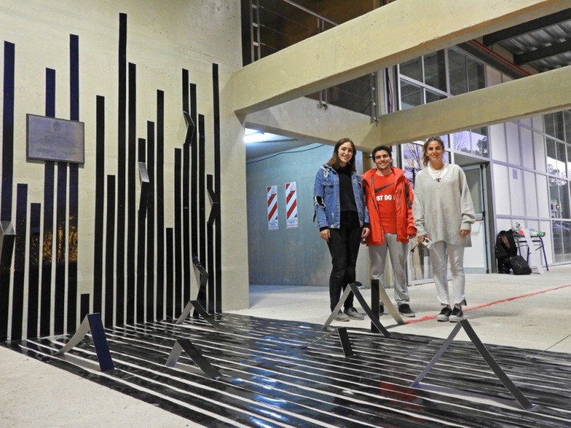 imagen Estudiantes de Arquitectura realizaron intervenciones en espacios de la Facultad