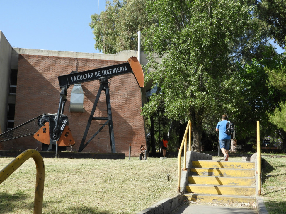 imagen Se extiende convocatoria de becas para estudiantes de Petróleos