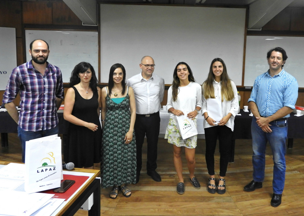 imagen Muestra y premiación de trabajos del curso "Edificio Comunitario para la Paz"